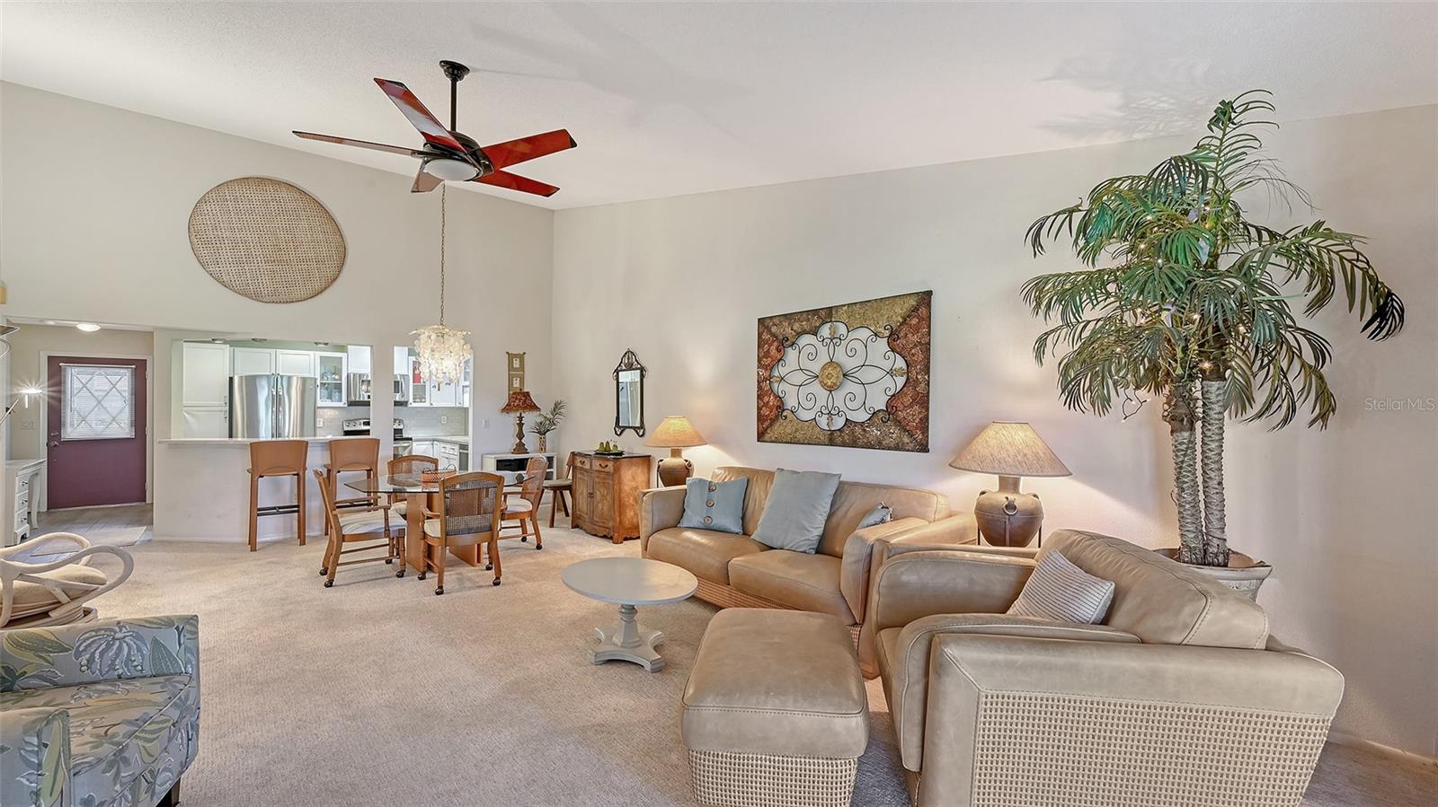 Image 14 of 35 For 1211 Capri Isles Boulevard 97