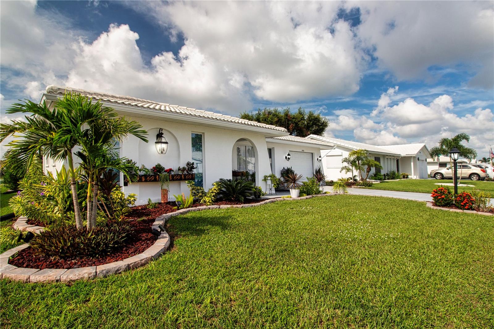 Image 2 of 76 For 3906 Chinaberry Road