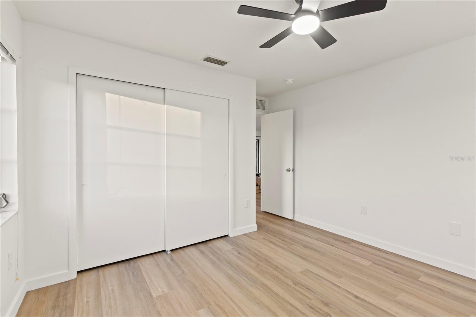 Image 17 of 43 For 4004 Hidden River Lane