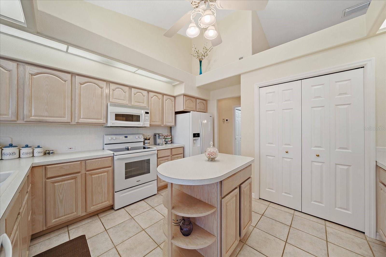 Image 12 of 41 For 9819 Sweetwater Avenue