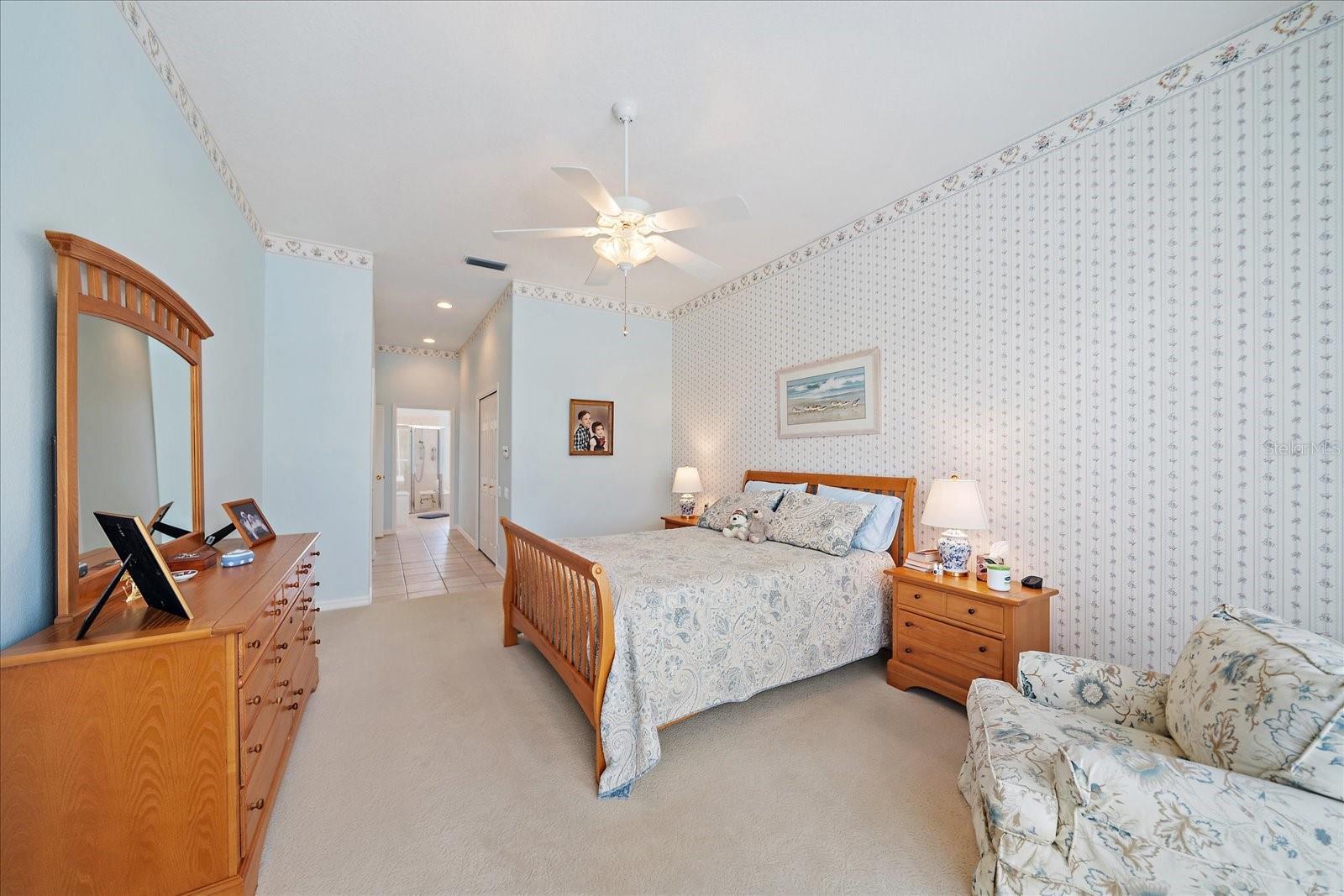 Image 20 of 41 For 9819 Sweetwater Avenue