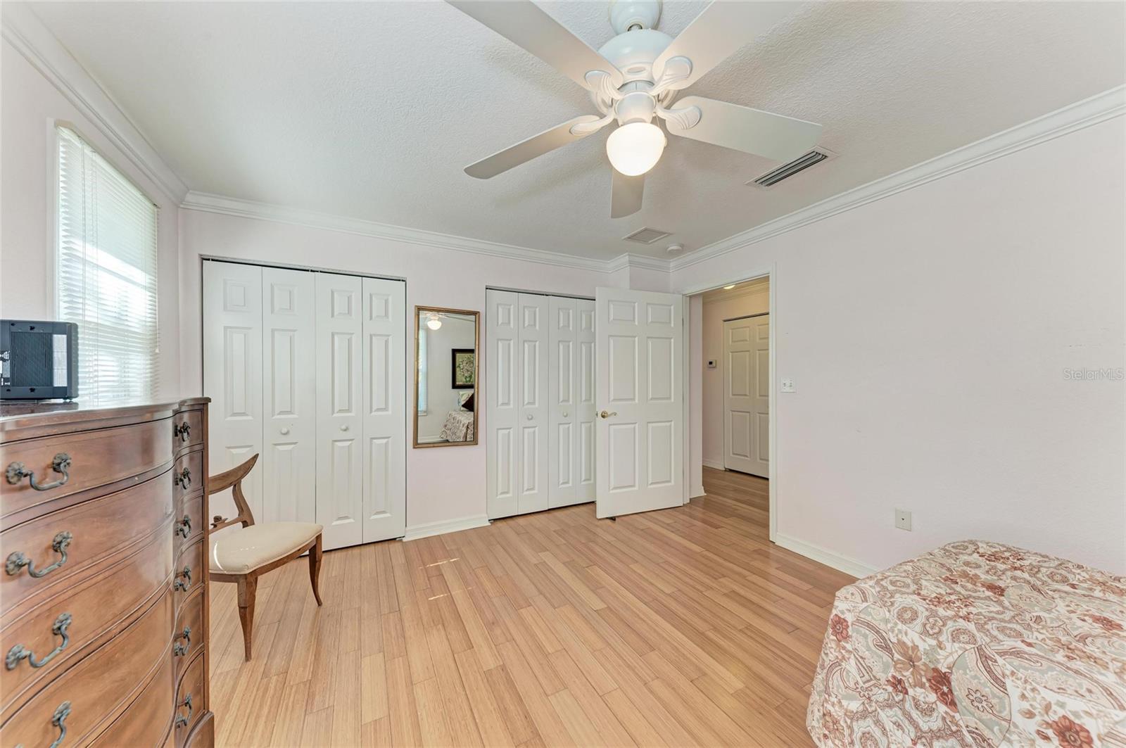 Image 34 of 99 For 516 Howard Court