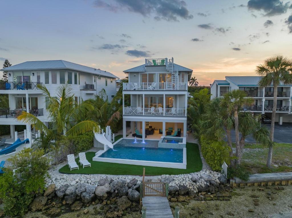 Details for 112 11th Street S, BRADENTON BEACH, FL 34217