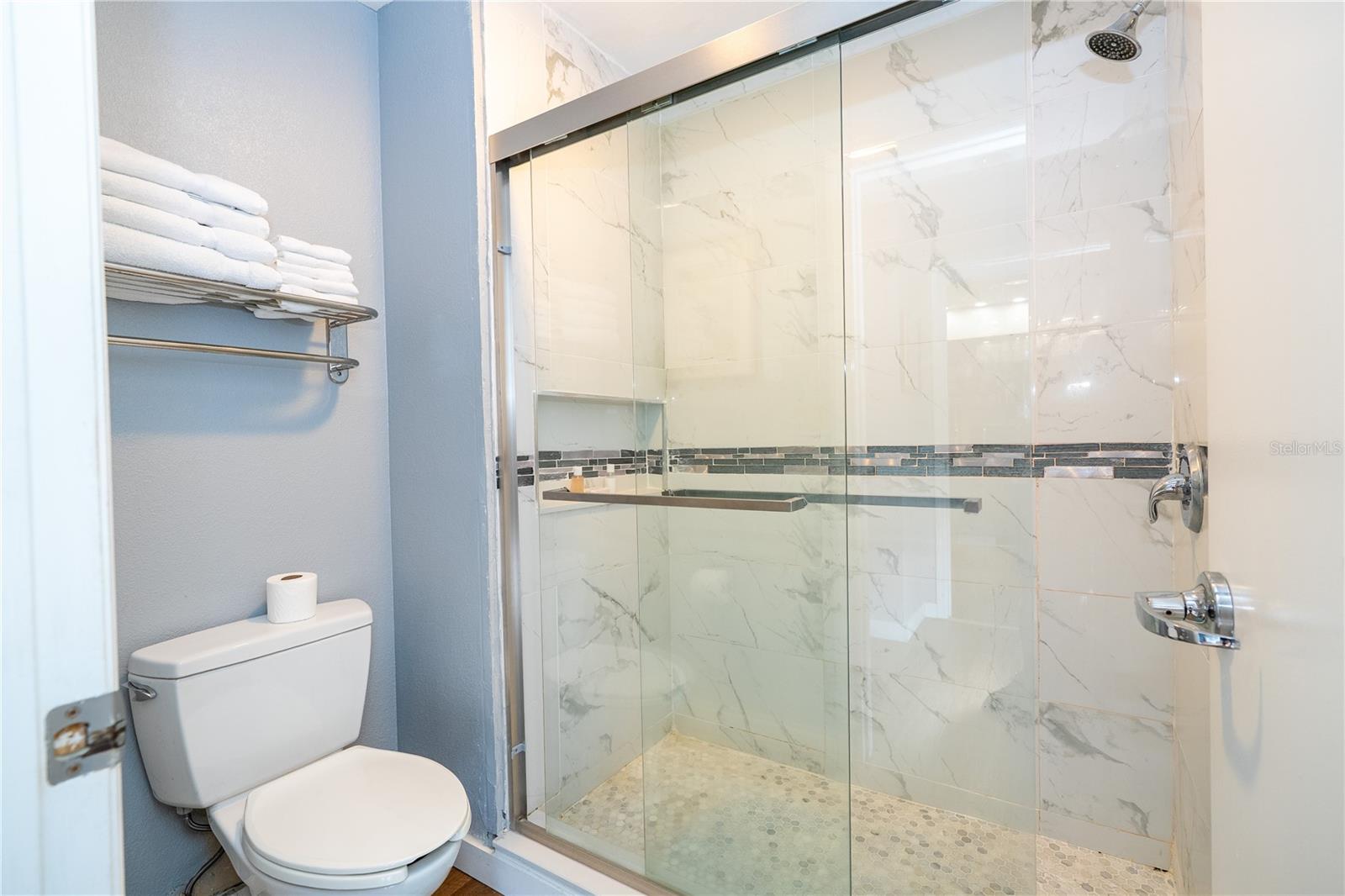 Image 34 of 77 For 7601 Canada Avenue 127