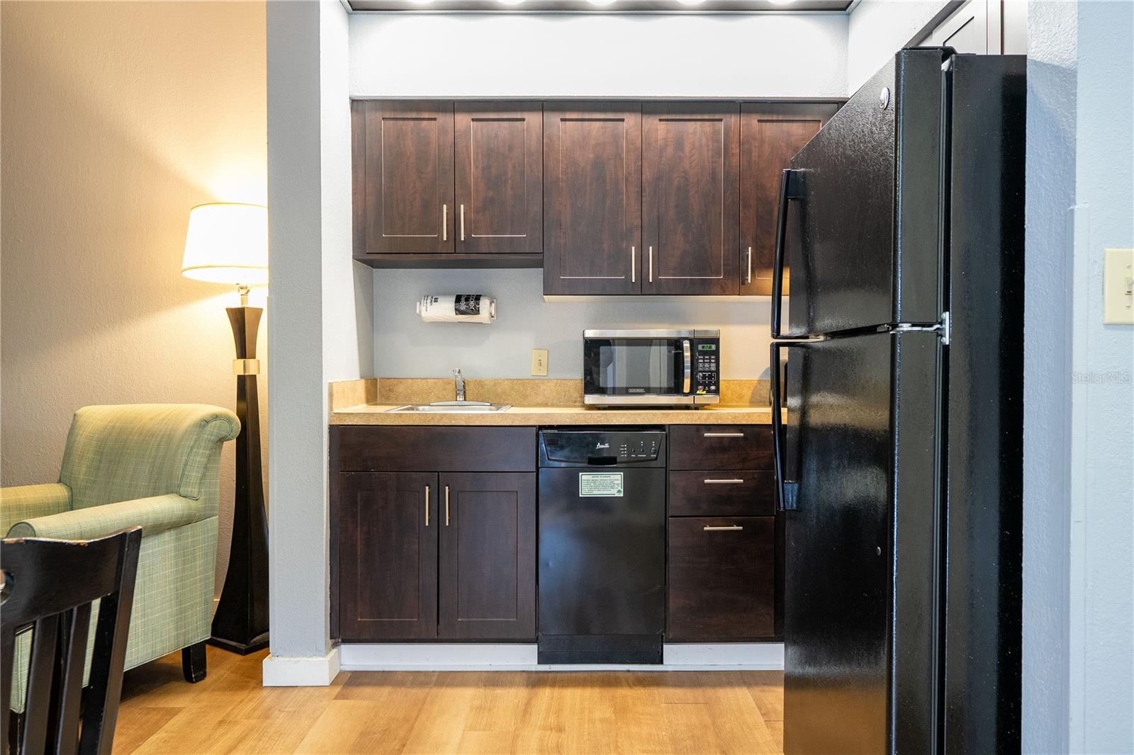 Image 48 of 77 For 7601 Canada Avenue 127