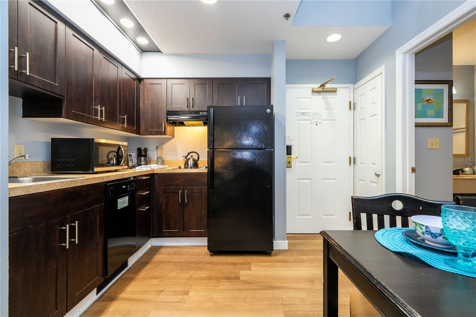 Image 53 of 77 For 7601 Canada Avenue 127