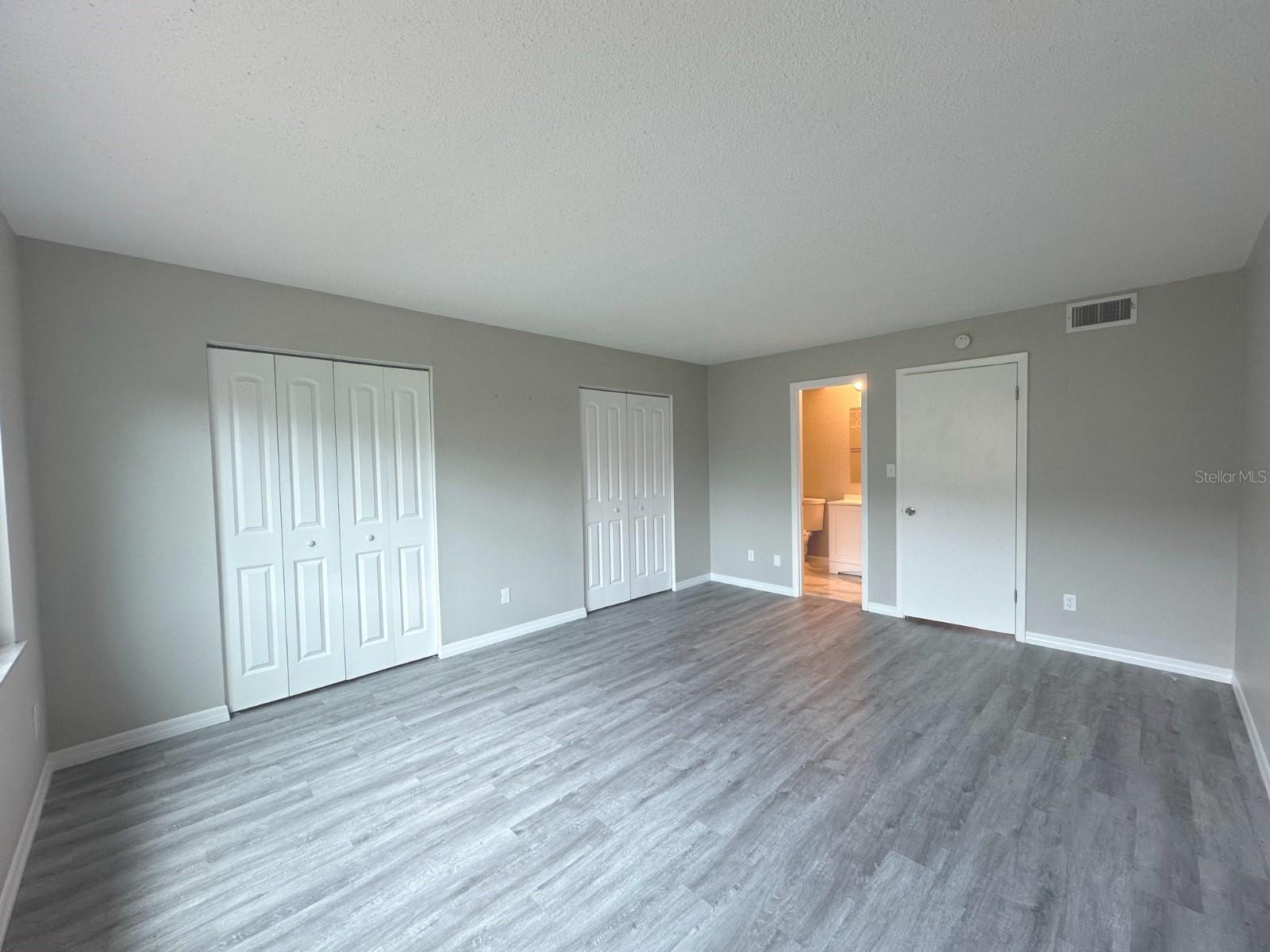 Image 14 of 34 For 1437 57th Street W 1437
