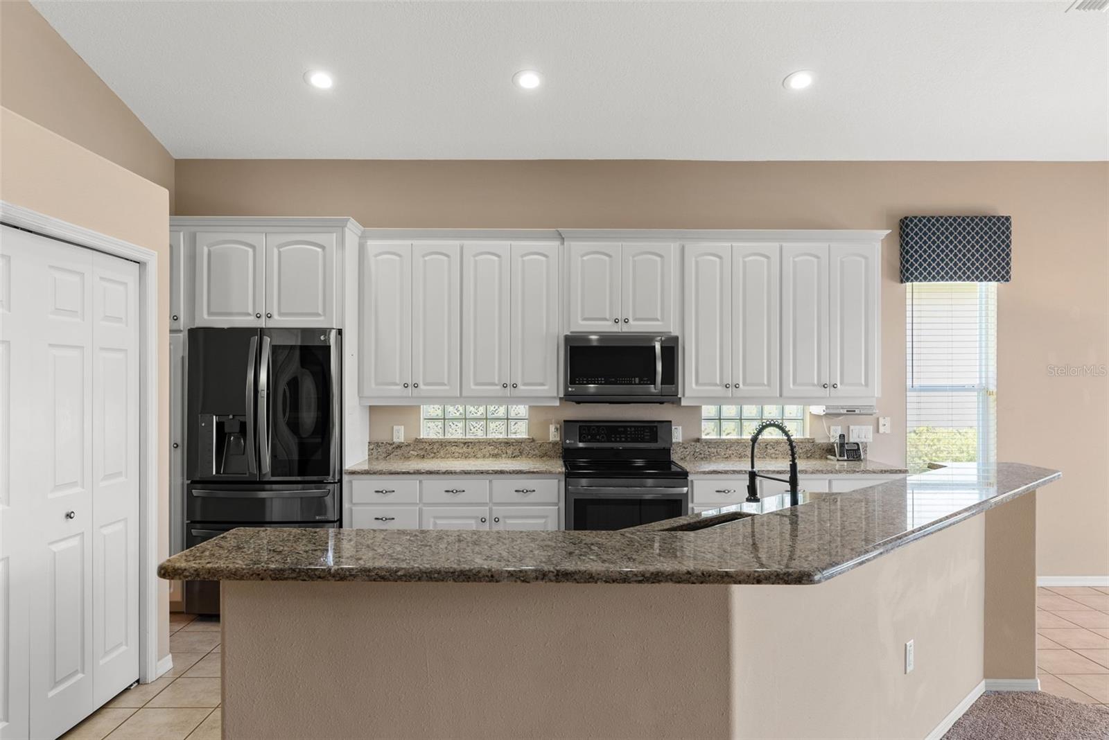 Image 12 of 42 For 3372 Turnberry Lane