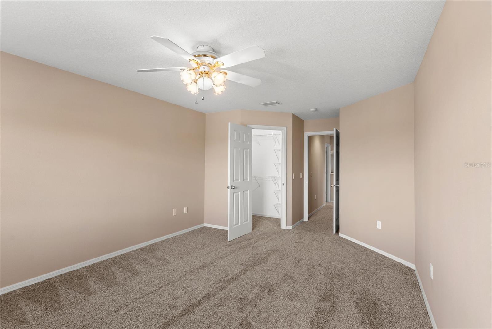 Image 23 of 42 For 3372 Turnberry Lane