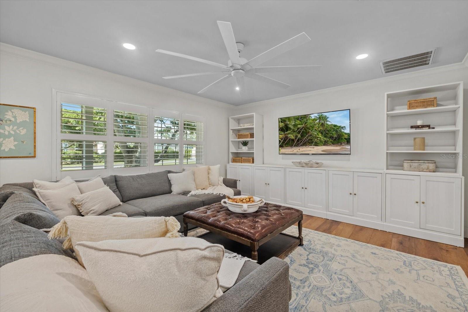 Image 14 of 73 For 3501 Riverview Boulevard