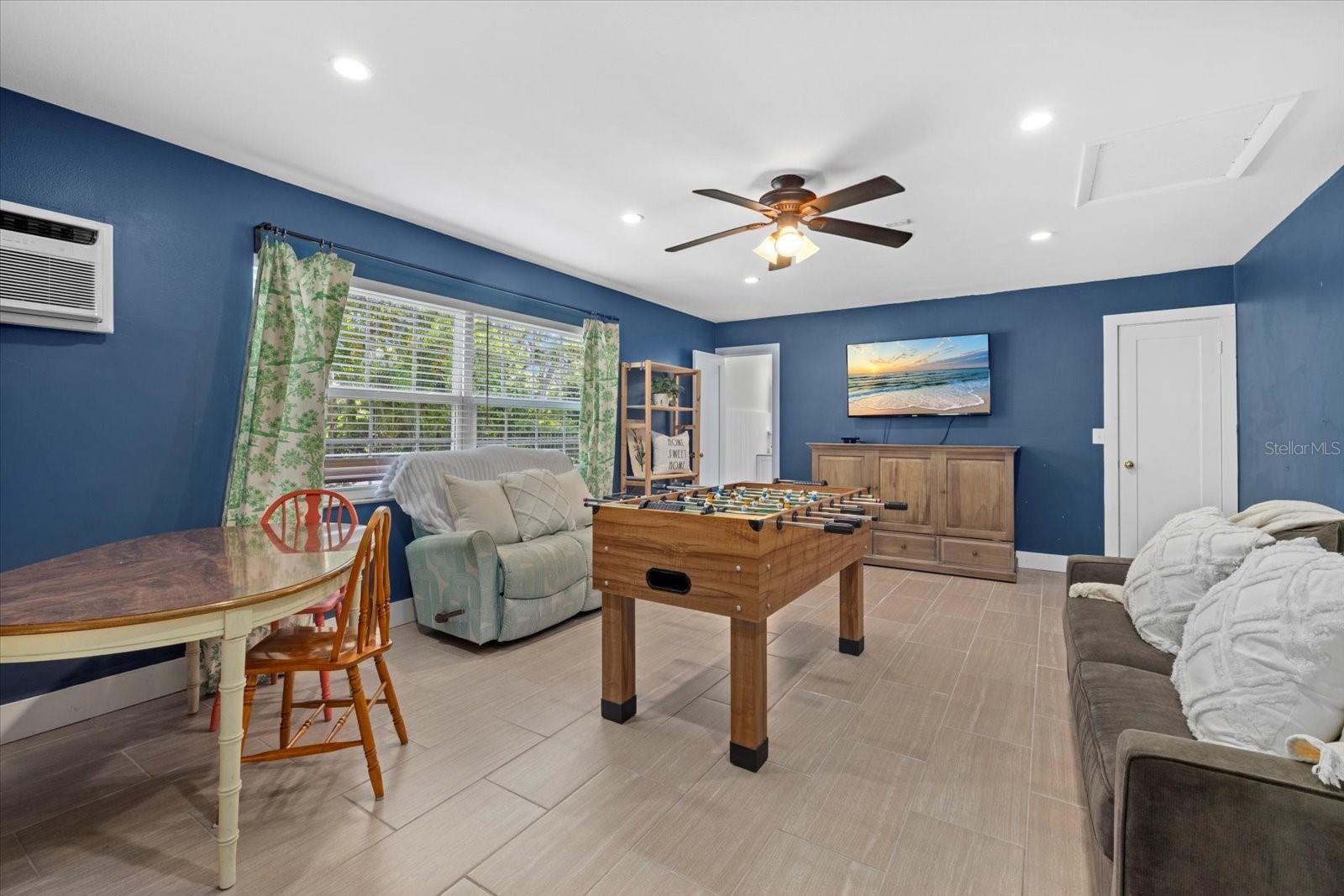 Image 44 of 73 For 3501 Riverview Boulevard