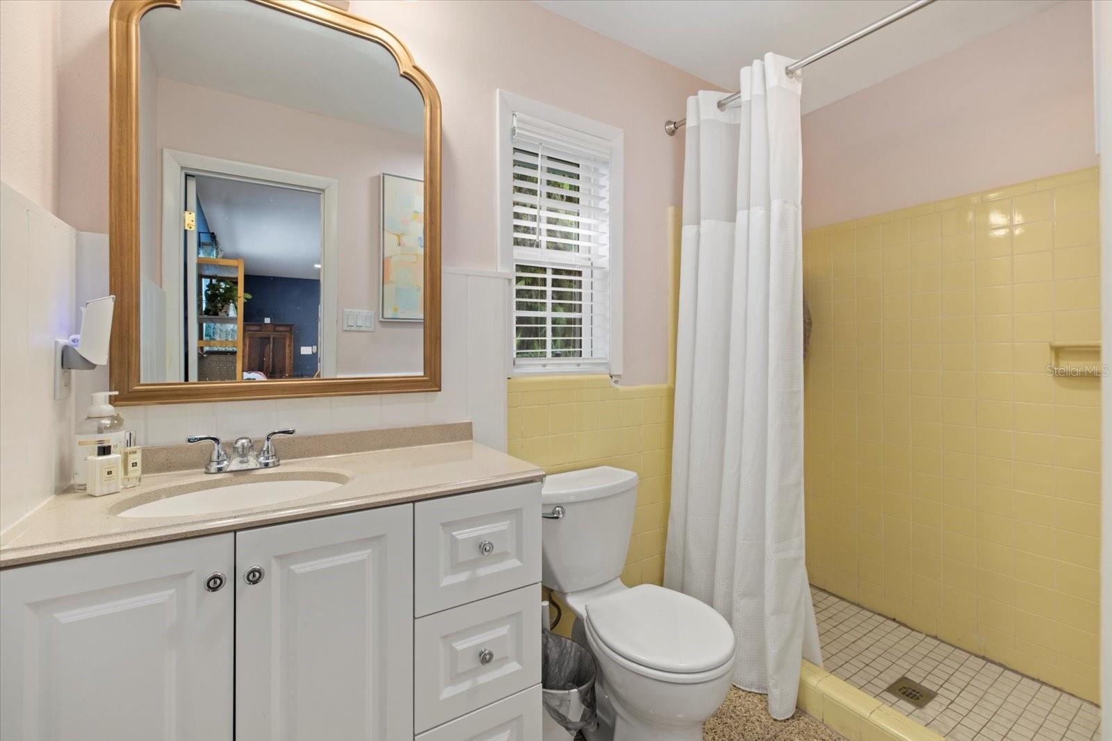 Image 45 of 73 For 3501 Riverview Boulevard