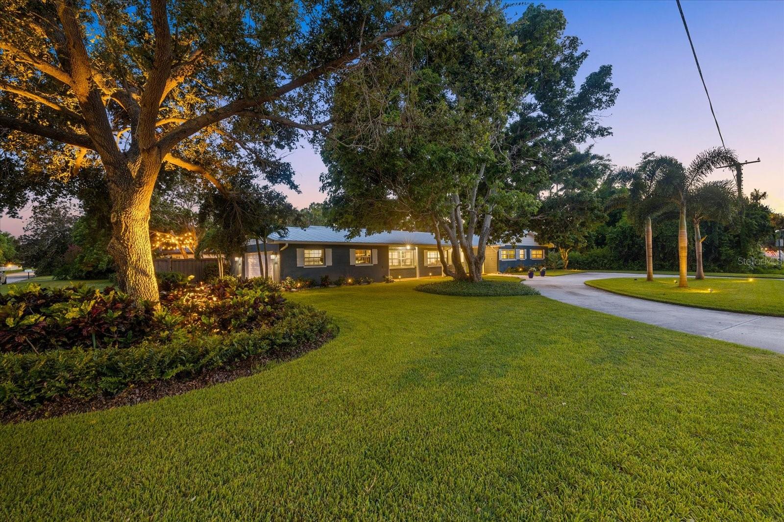 Image 5 of 73 For 3501 Riverview Boulevard