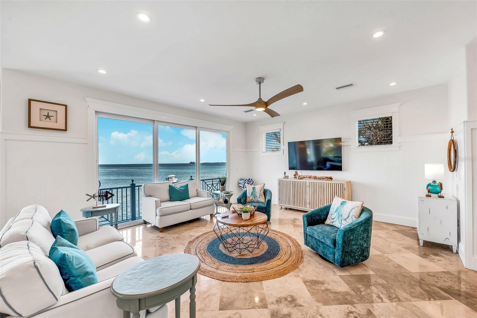 Image 11 of 58 For 238 Harbor Drive