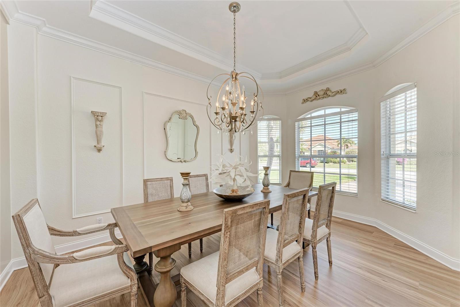 Image 9 of 21 For 149 Montelluna Drive