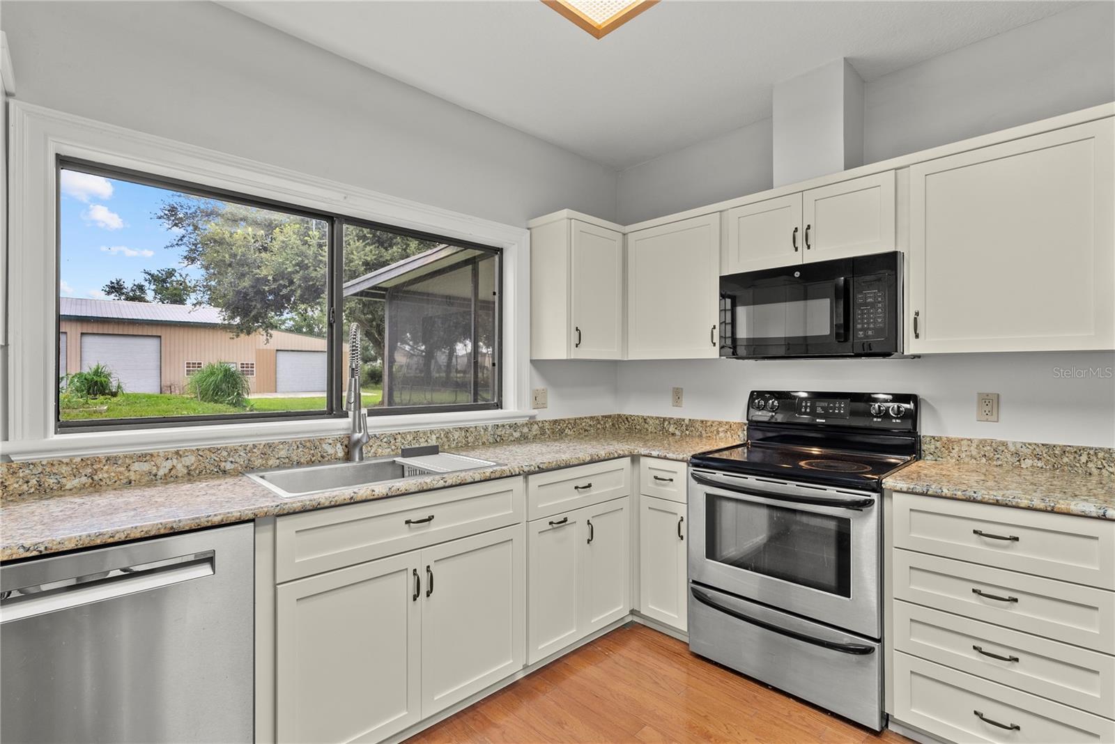 Image 18 of 51 For 6040 Country Club Road