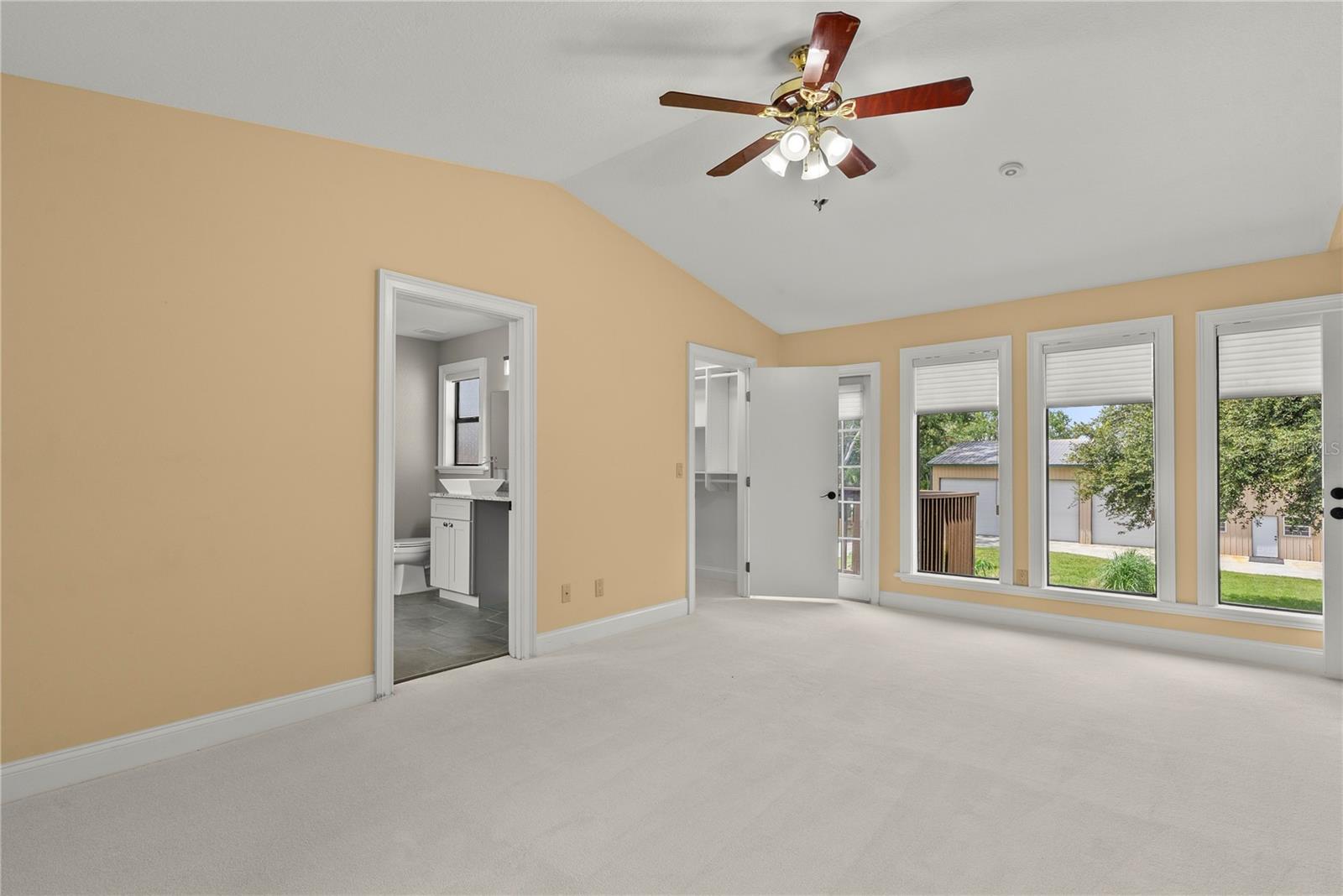 Image 22 of 51 For 6040 Country Club Road