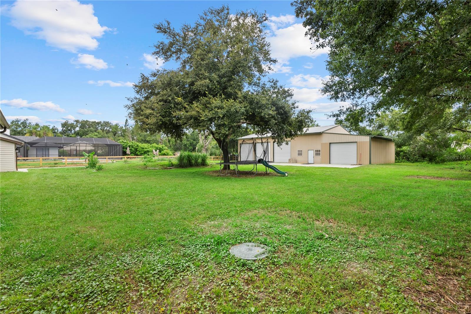 Image 40 of 51 For 6040 Country Club Road