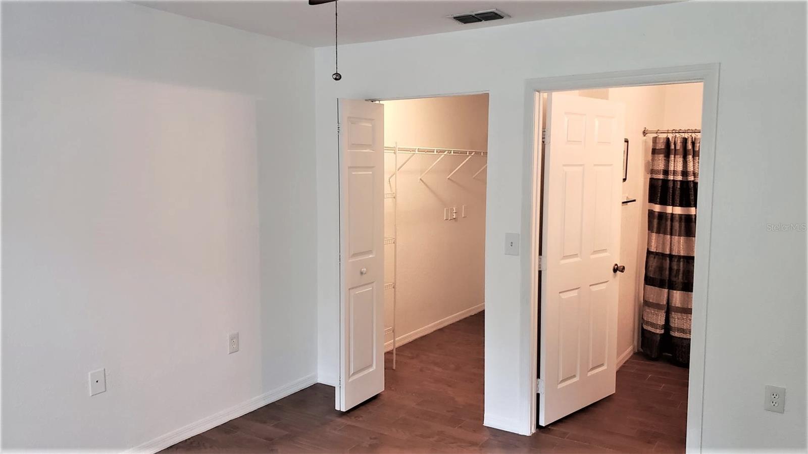 Image 23 of 51 For 7428 Vista Way 107