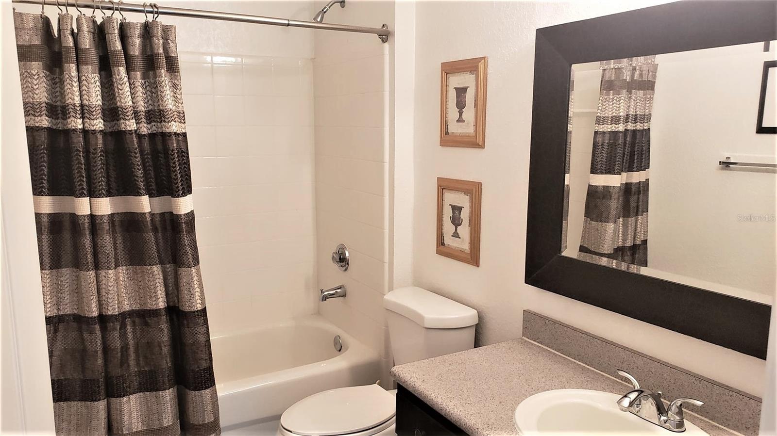 Image 24 of 51 For 7428 Vista Way 107