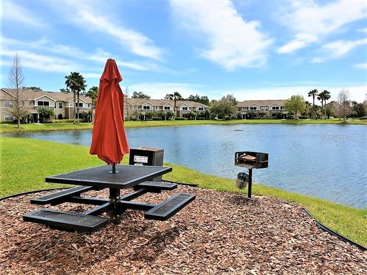 Image 39 of 51 For 7428 Vista Way 107