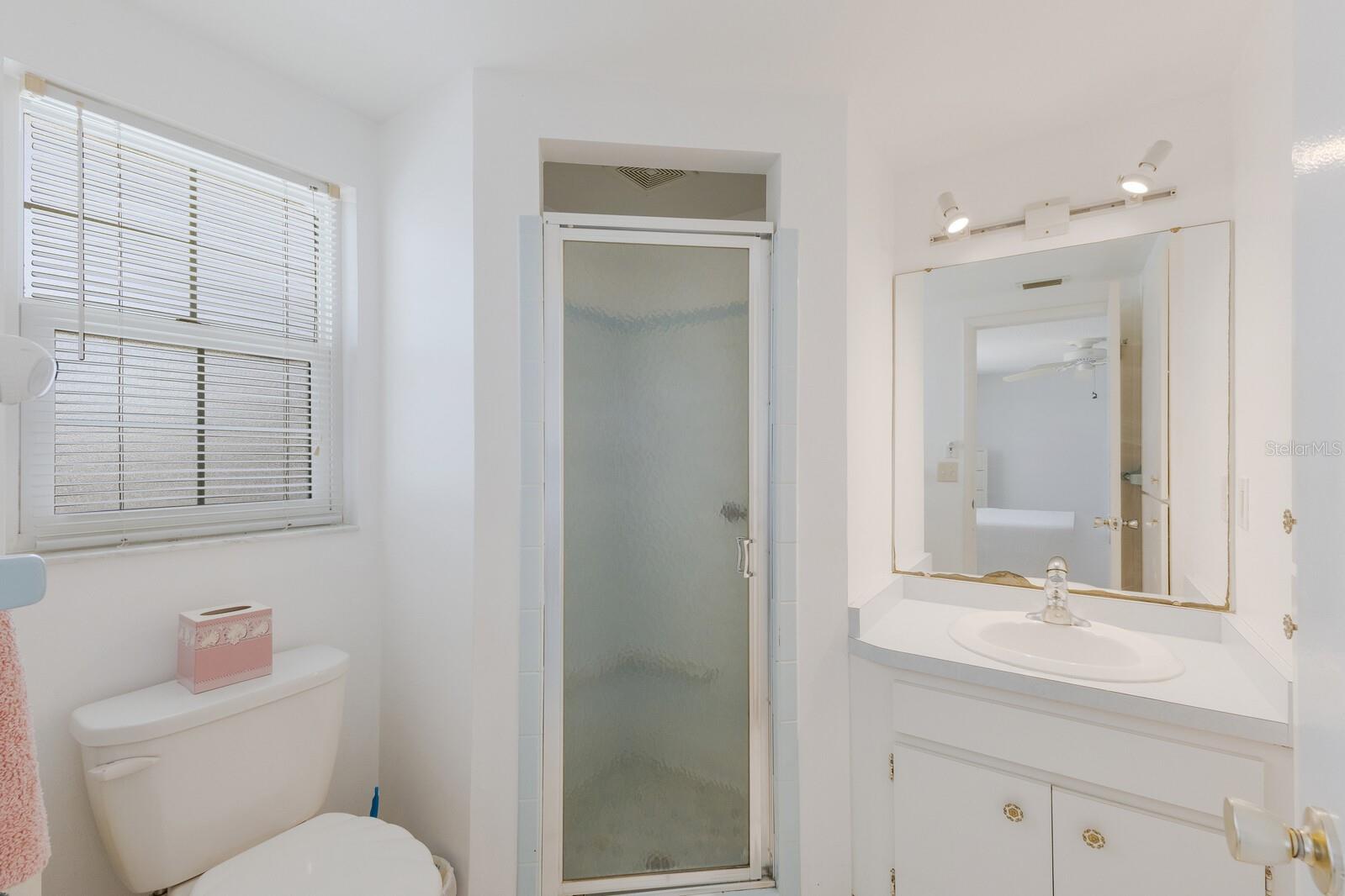 Image 16 of 38 For 10419 Spoonbill Road W