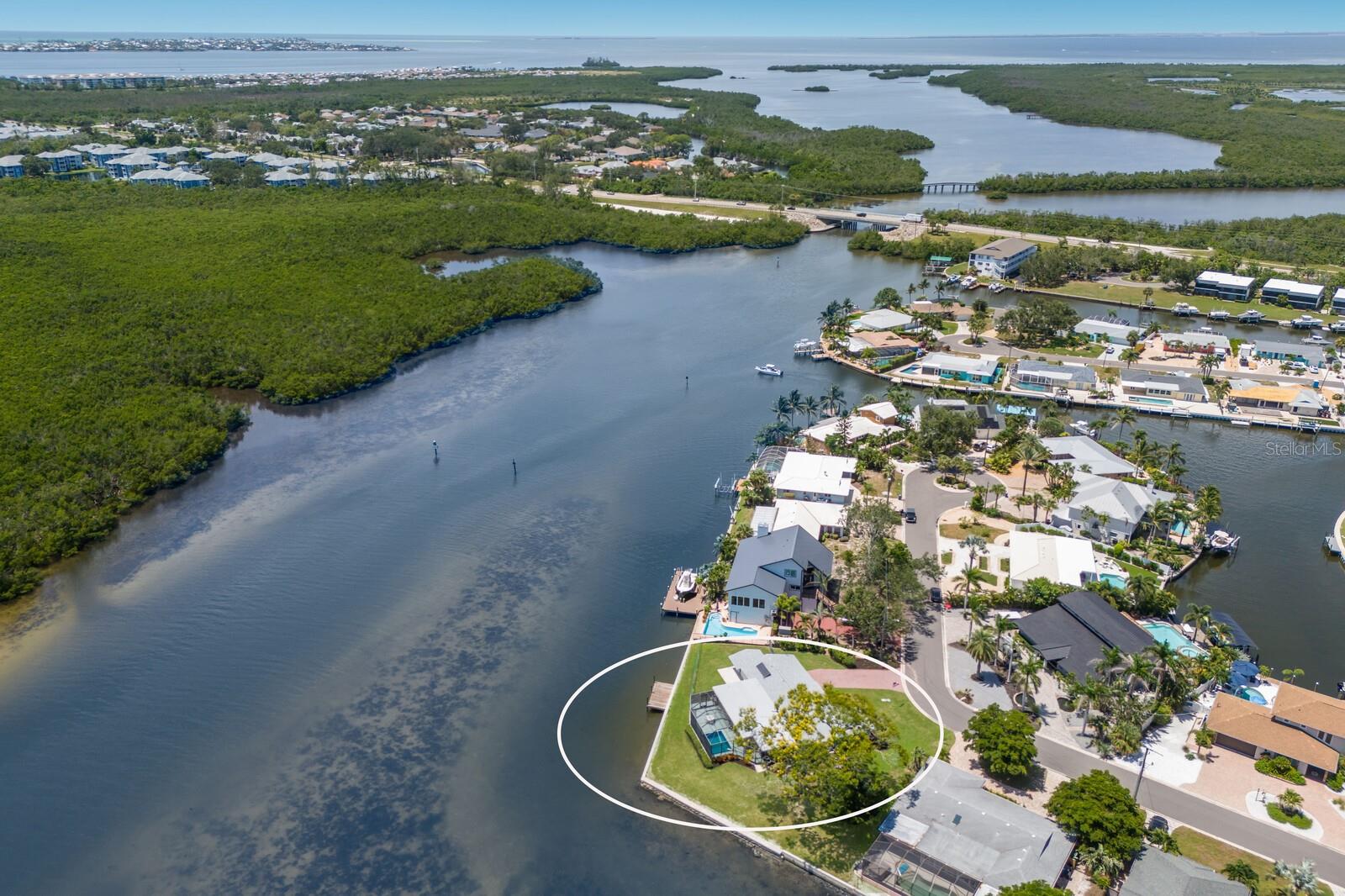 Image 36 of 38 For 10419 Spoonbill Road W