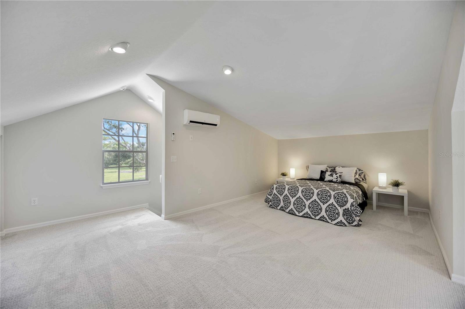 Image 43 of 53 For 1245 Hanoverian Circle