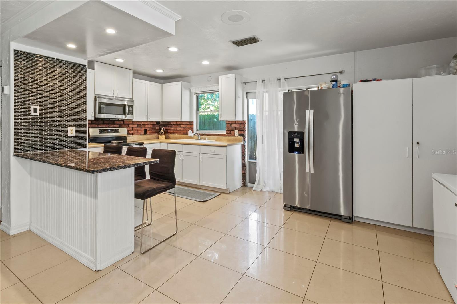 Image 10 of 56 For 942 Tarpon Avenue