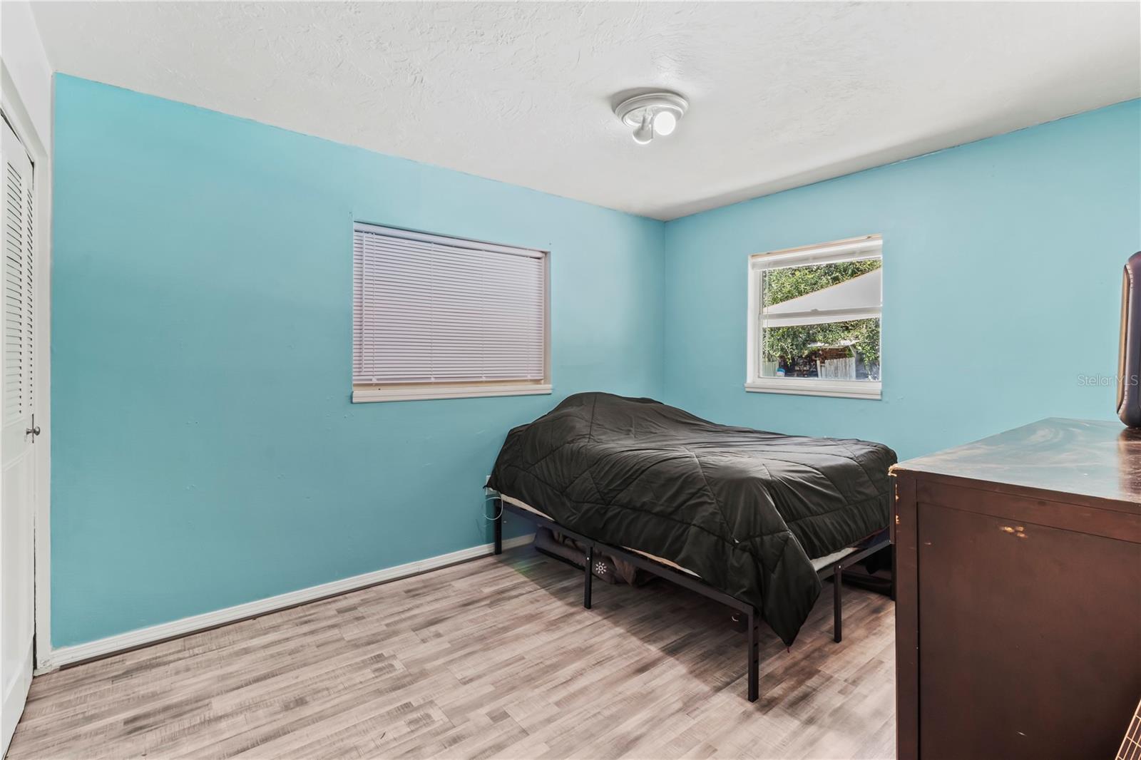 Image 18 of 56 For 942 Tarpon Avenue