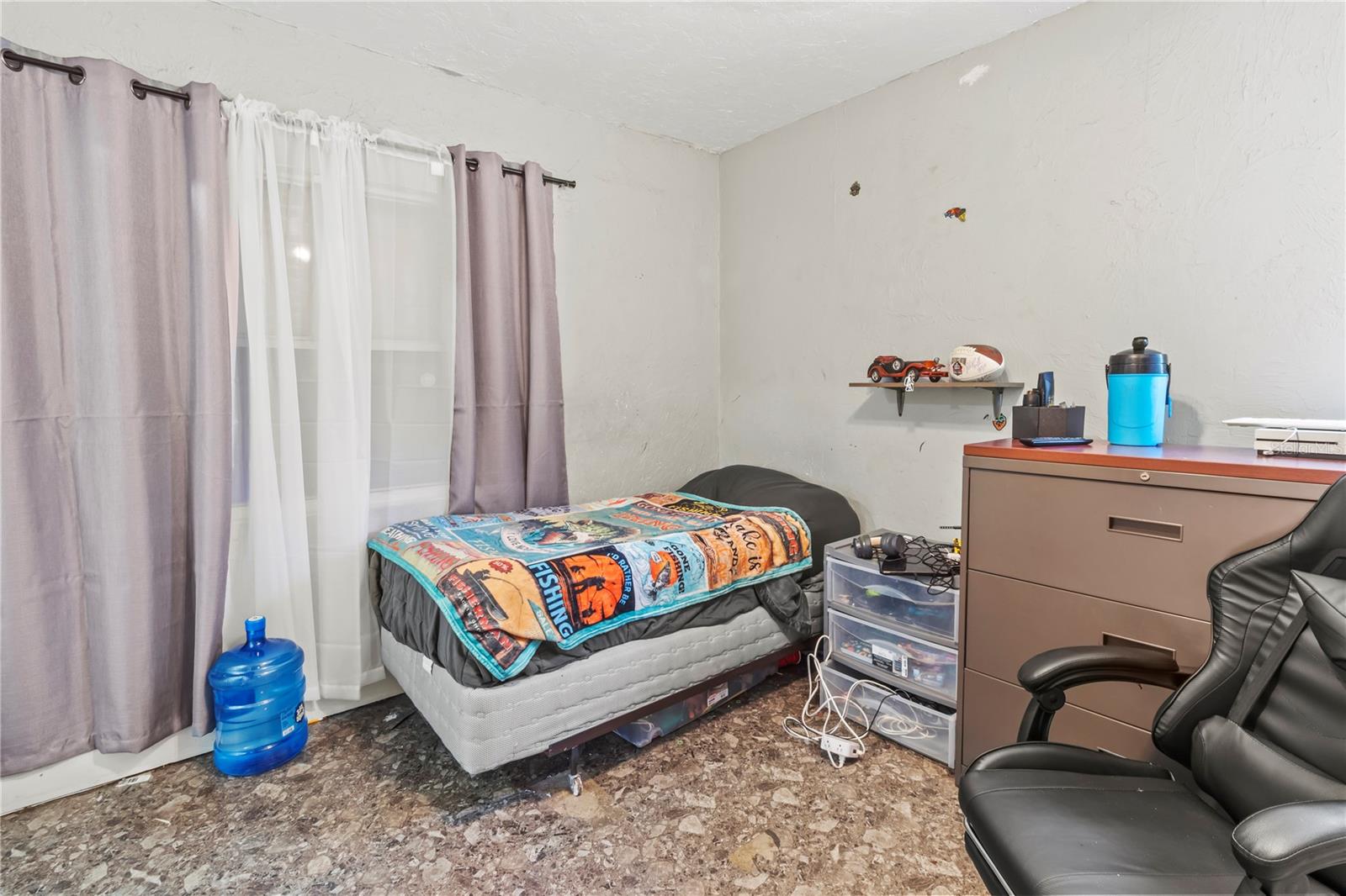 Image 21 of 56 For 942 Tarpon Avenue