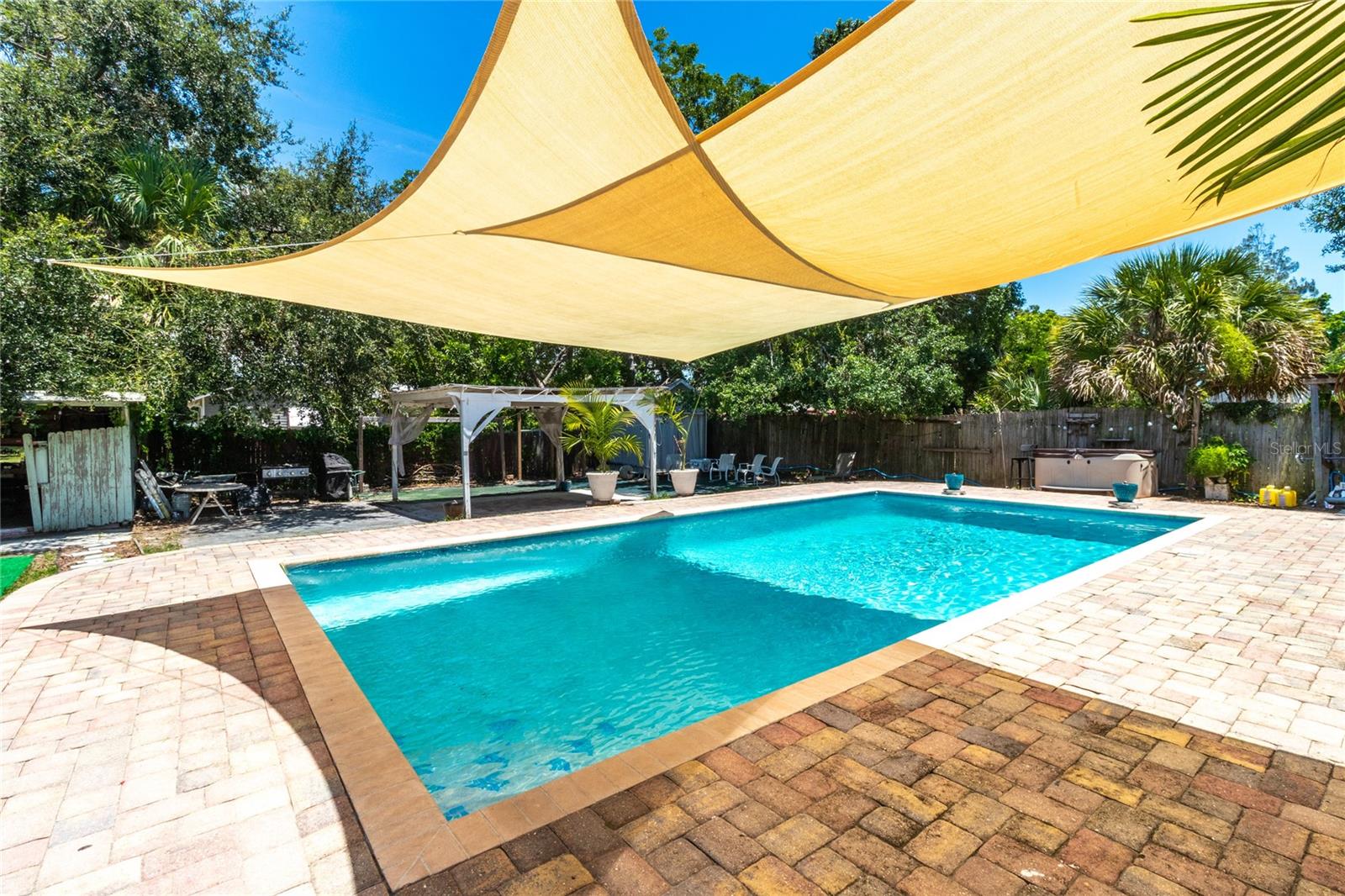 Image 3 of 56 For 942 Tarpon Avenue