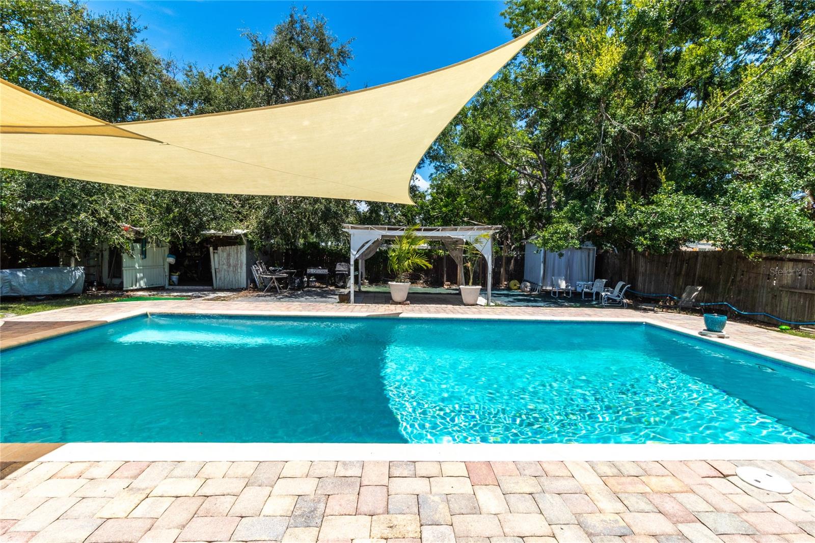 Image 35 of 56 For 942 Tarpon Avenue