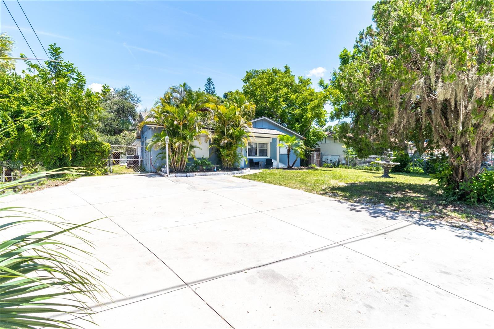 Image 43 of 56 For 942 Tarpon Avenue