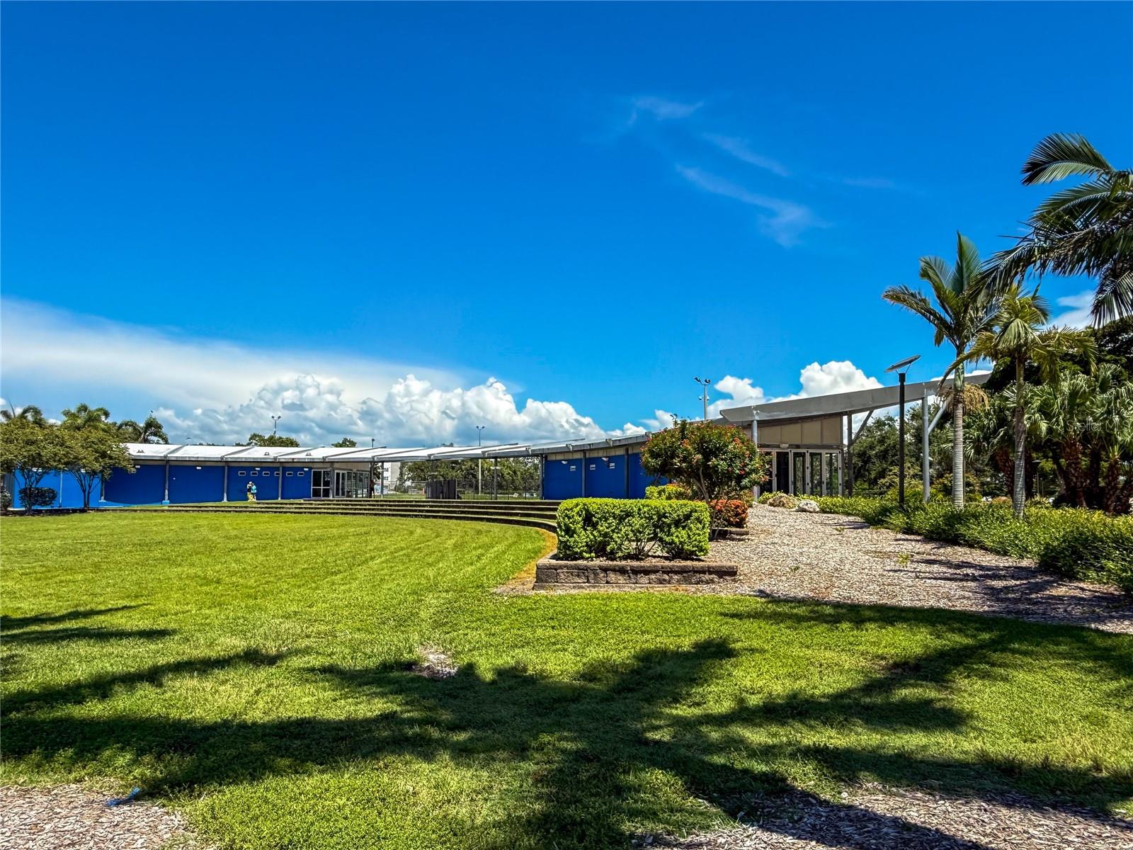Image 45 of 56 For 942 Tarpon Avenue