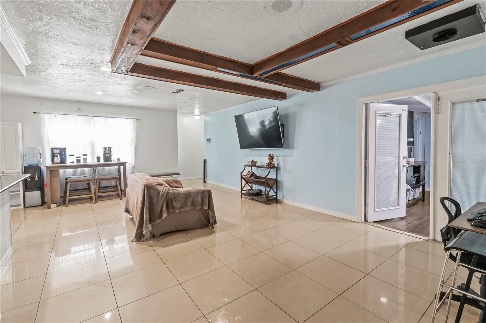 Image 6 of 56 For 942 Tarpon Avenue