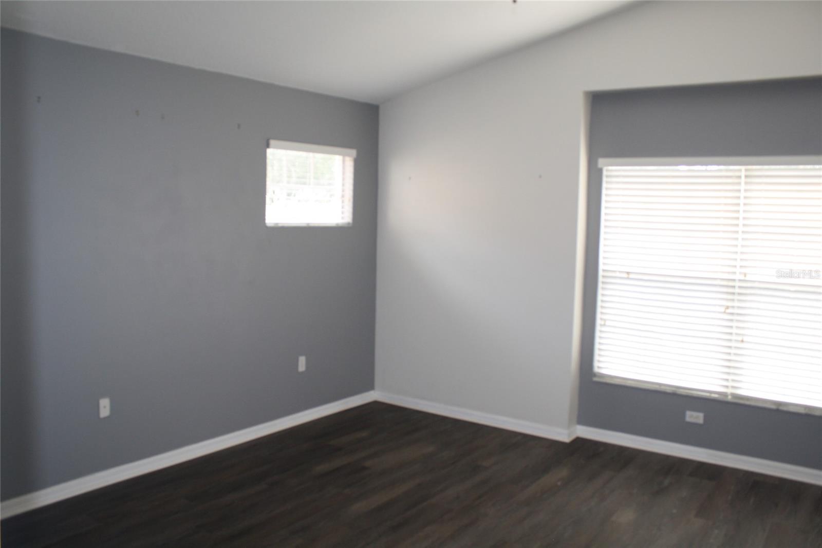 Image 11 of 33 For 6309 Rosefinch Court 201