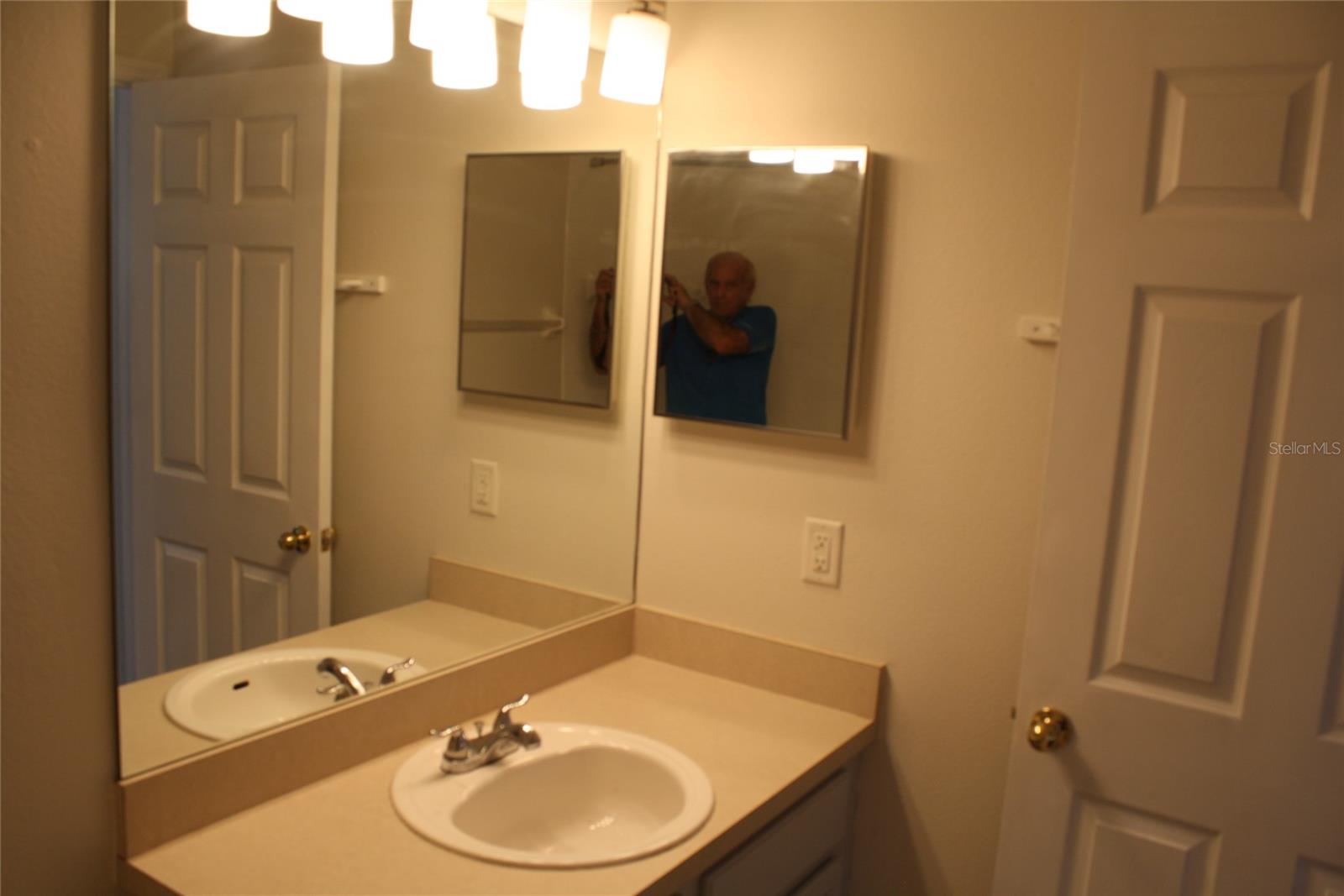 Image 16 of 33 For 6309 Rosefinch Court 201
