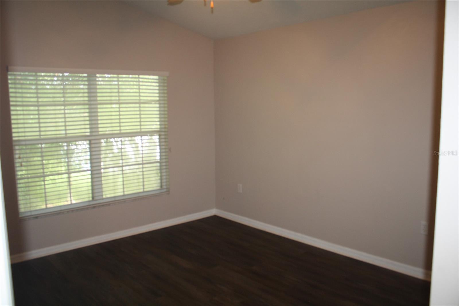Image 21 of 33 For 6309 Rosefinch Court 201