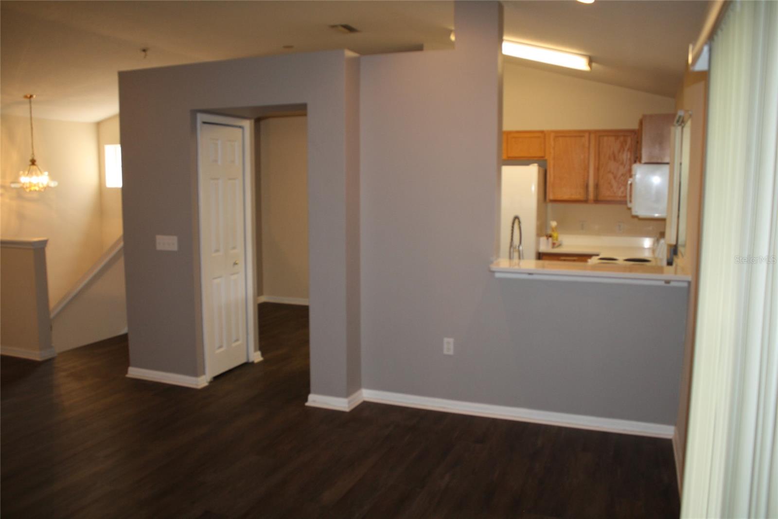 Image 9 of 33 For 6309 Rosefinch Court 201