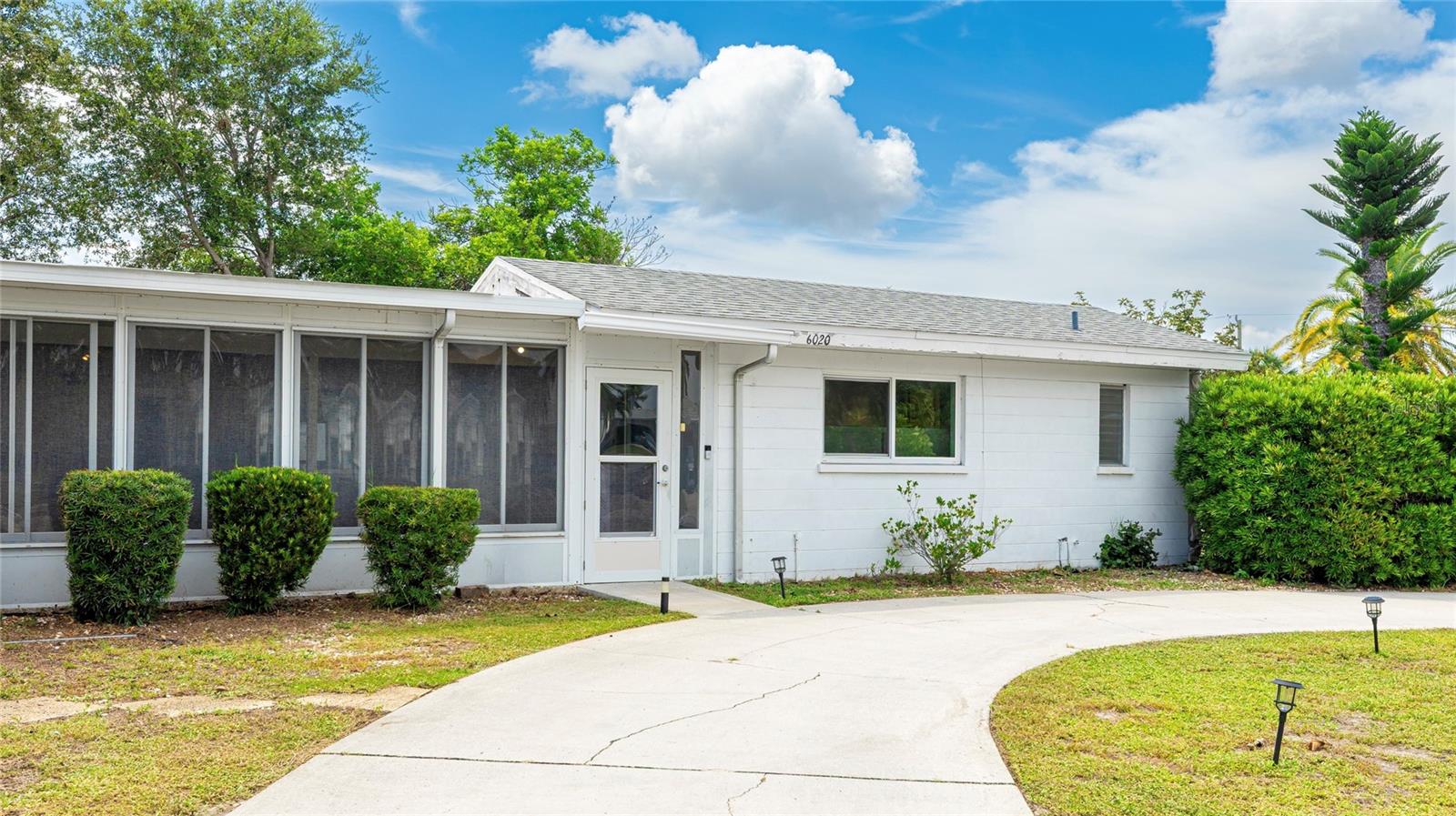 Image 3 of 32 For 6020 Brown Avenue