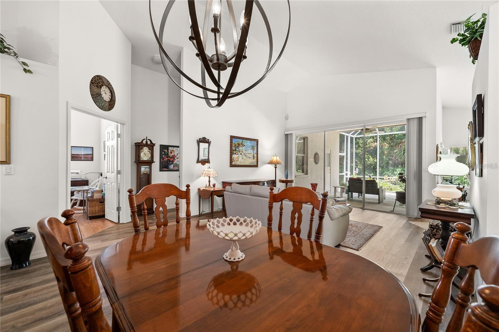 Image 4 of 36 For 1940 Wyndham Drive