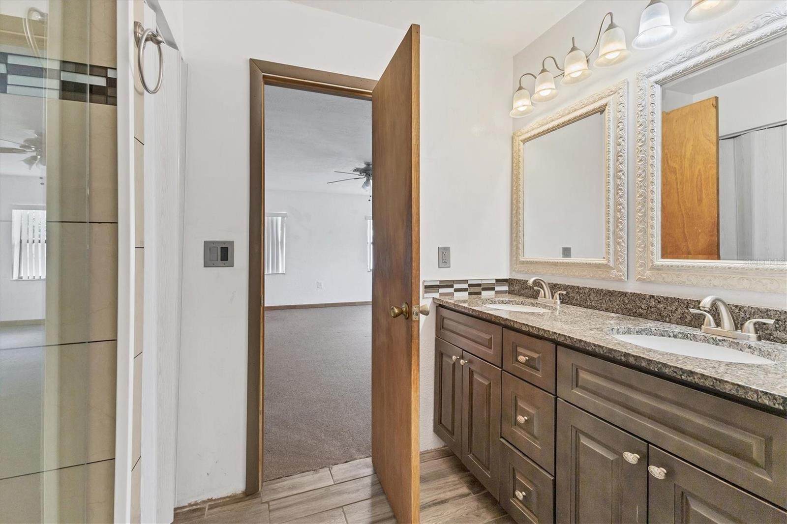 Image 18 of 60 For 1054 13th Avenue S