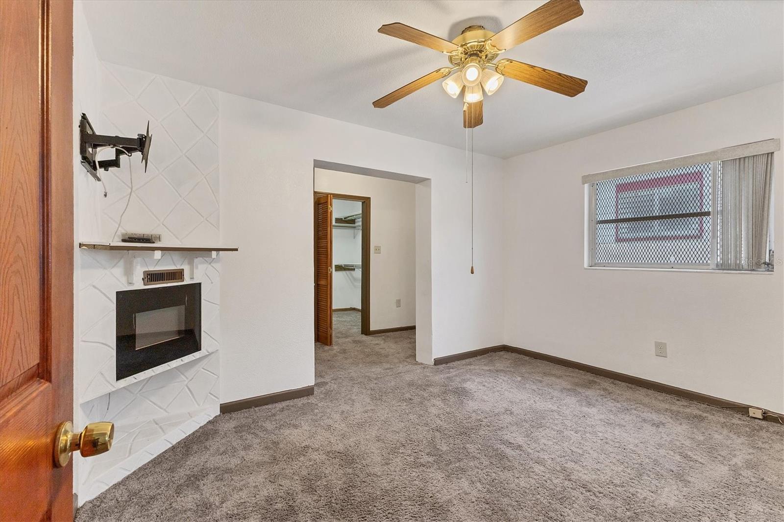 Image 25 of 60 For 1054 13th Avenue S