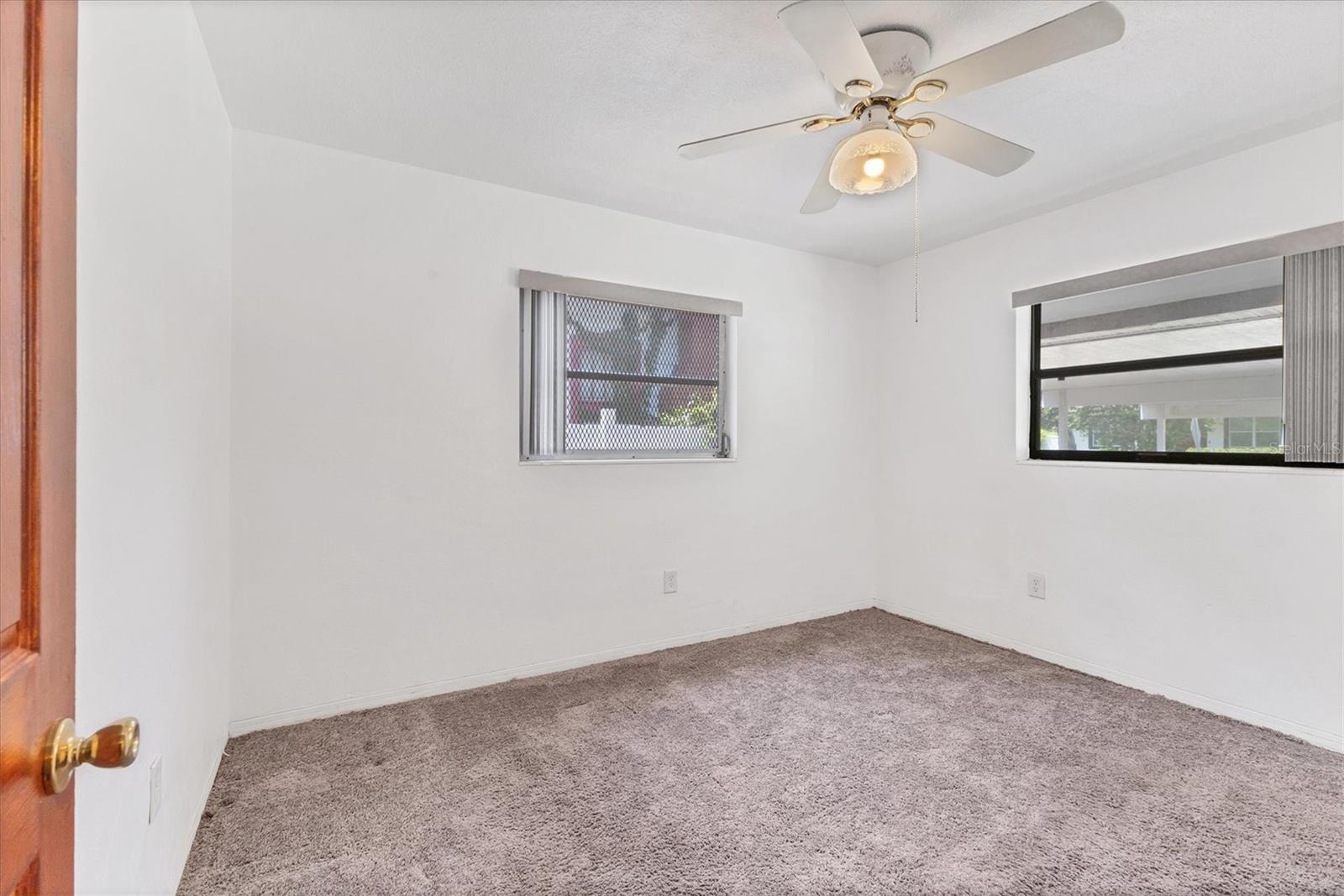 Image 34 of 60 For 1054 13th Avenue S