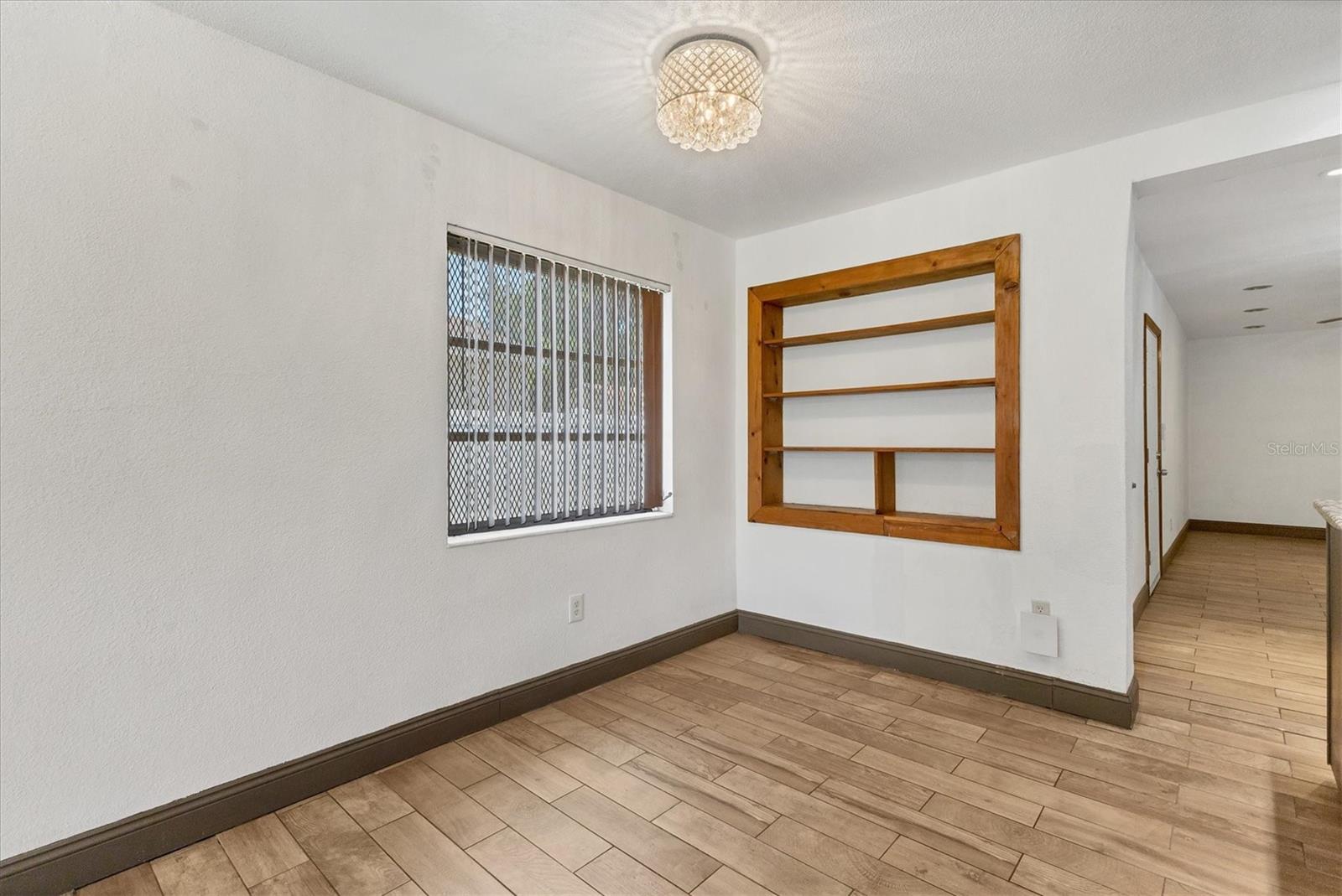 Image 37 of 60 For 1054 13th Avenue S