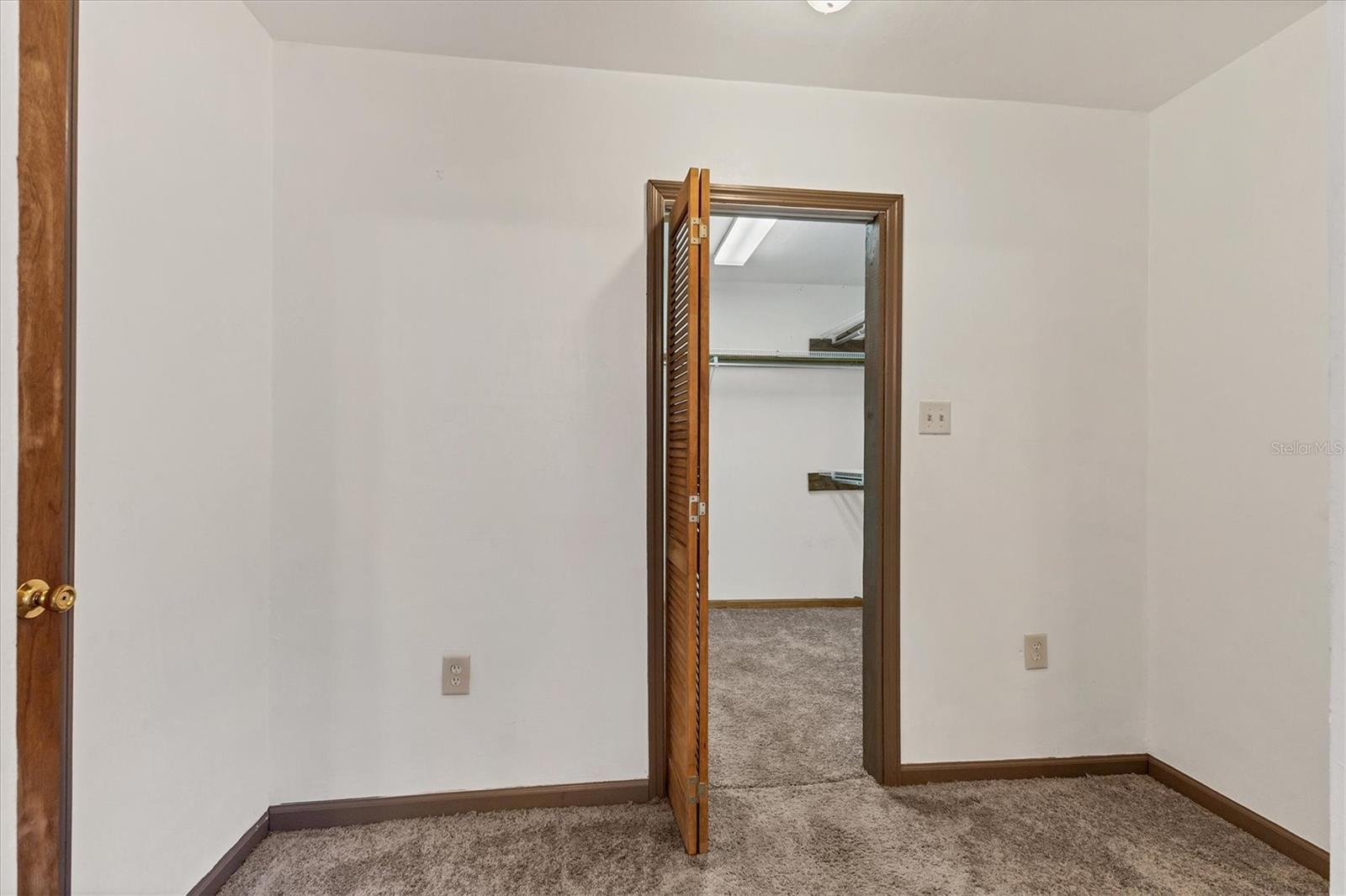Image 42 of 60 For 1054 13th Avenue S