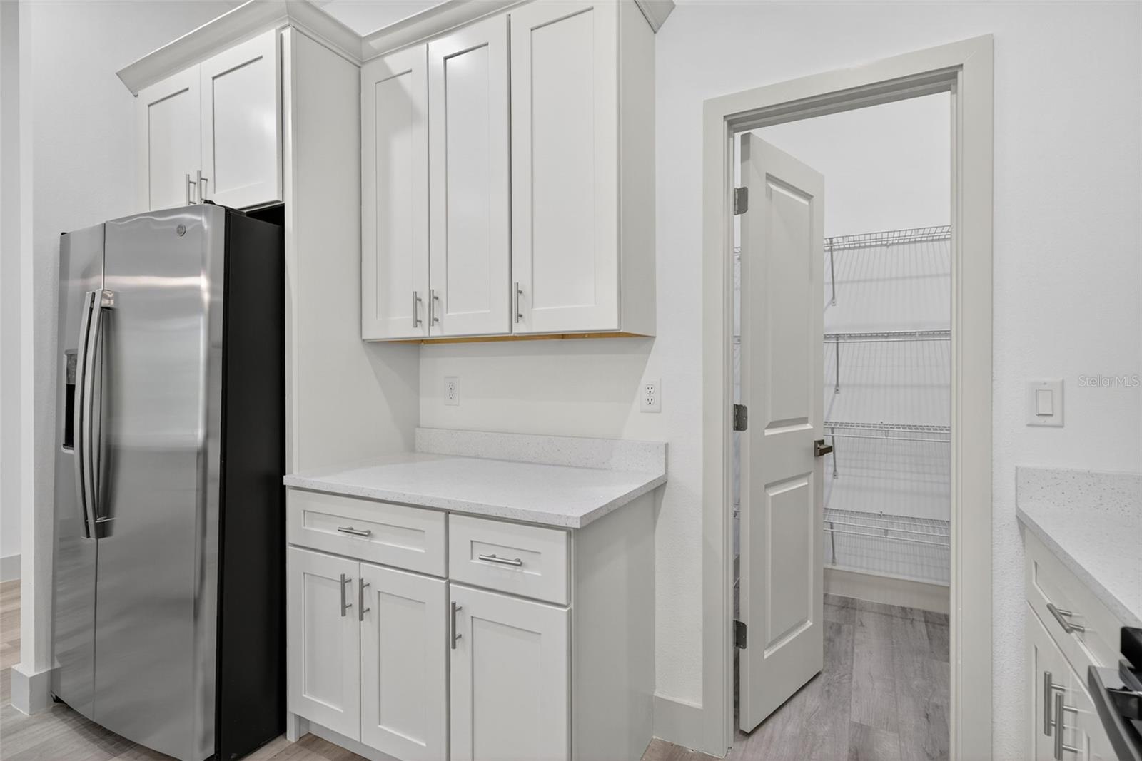 Image 15 of 71 For 1495 Craleigh Street