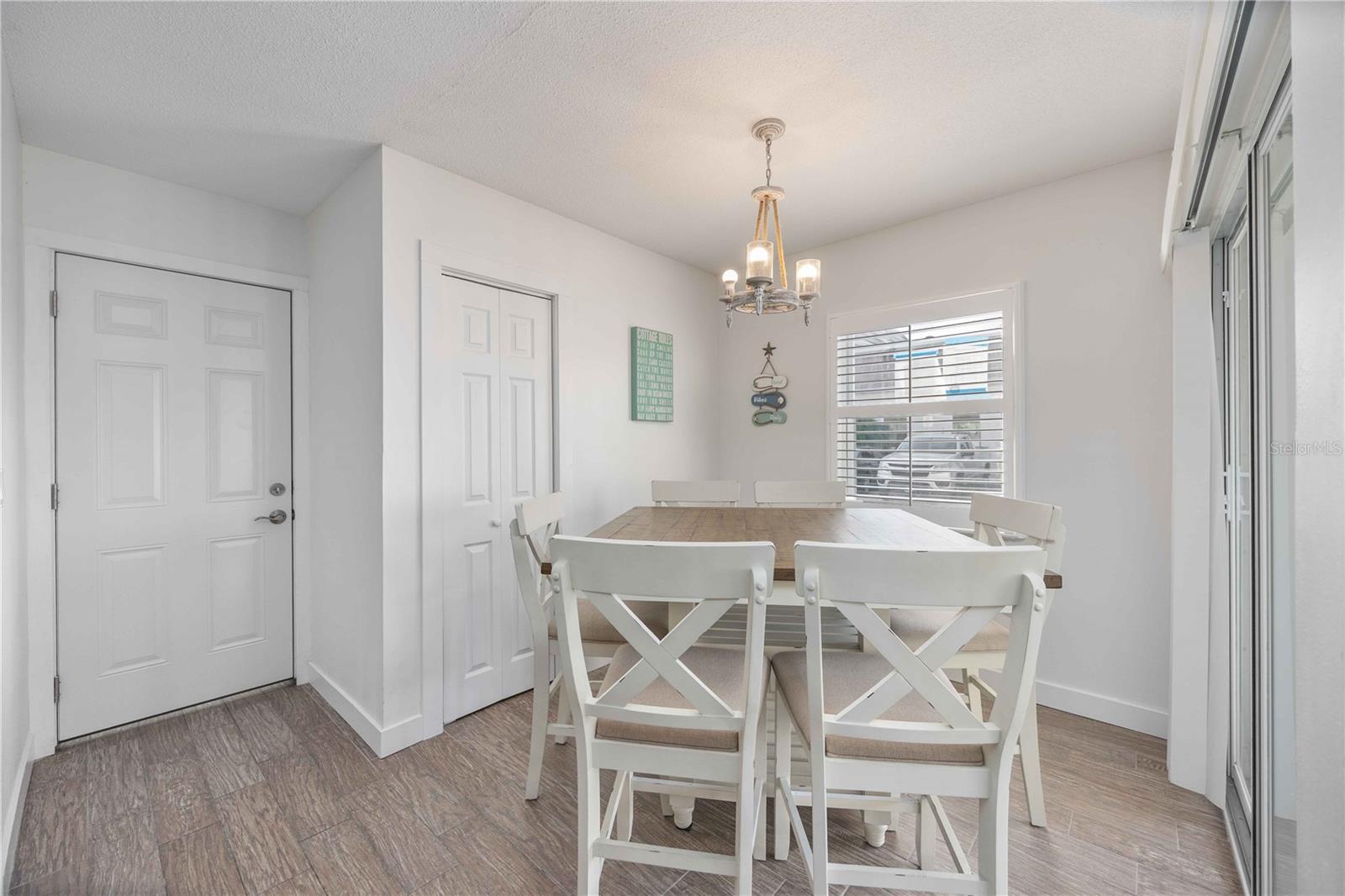 Image 3 of 65 For 6150 Midnight Pass Road Unit 10 A&