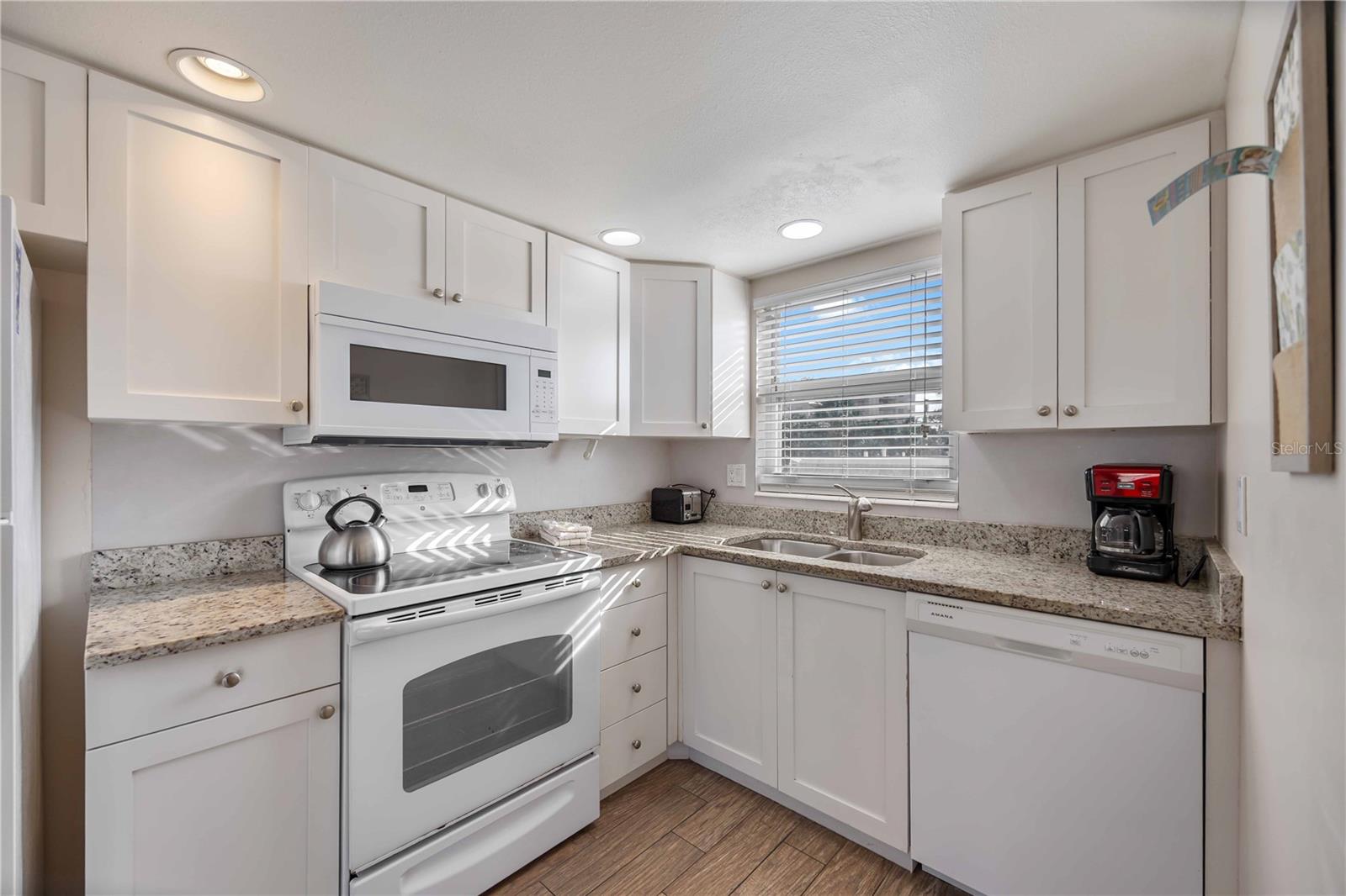 Image 33 of 65 For 6150 Midnight Pass Road Unit 10 A&